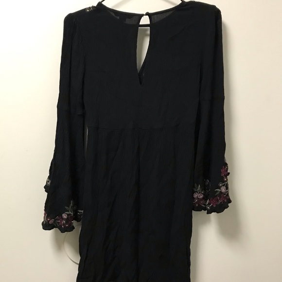 Beautifully Embroidered Black Bell Sleeved Dress! - Picture 2 of 10